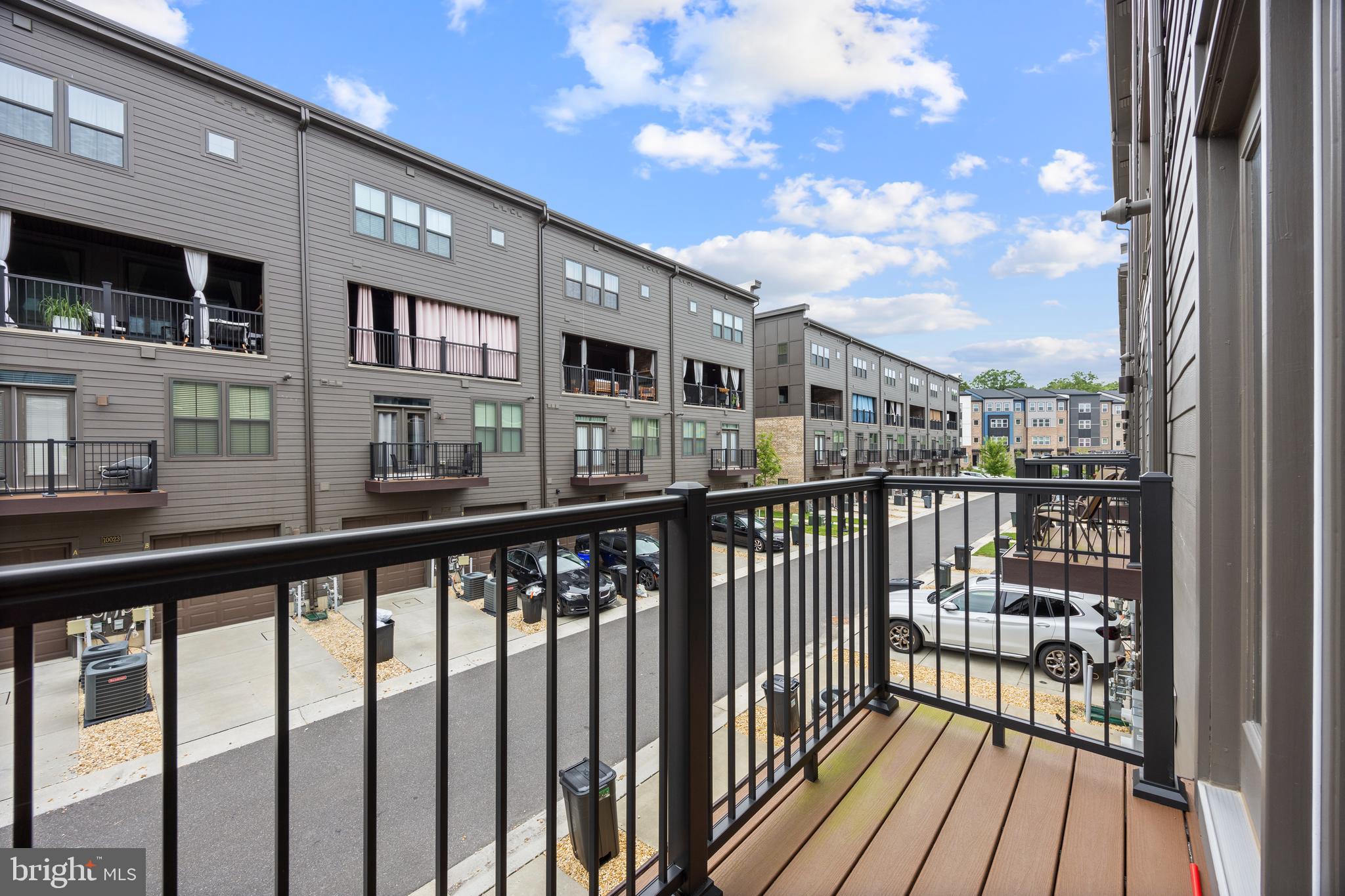 PADDOCK POINTE - Residential