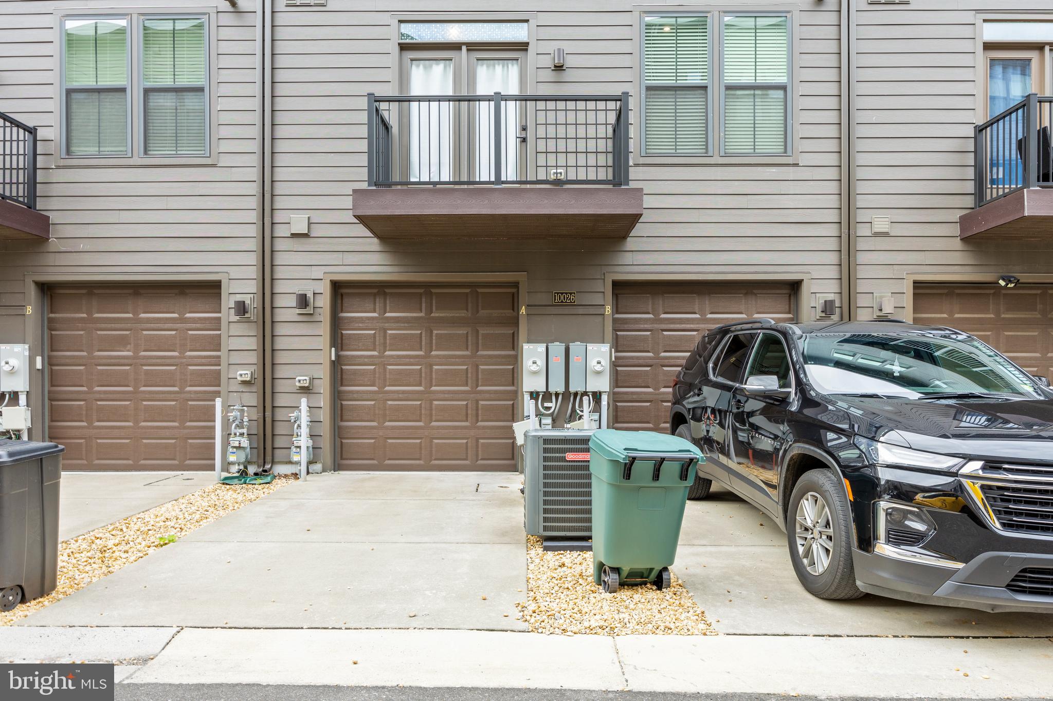 PADDOCK POINTE - Residential