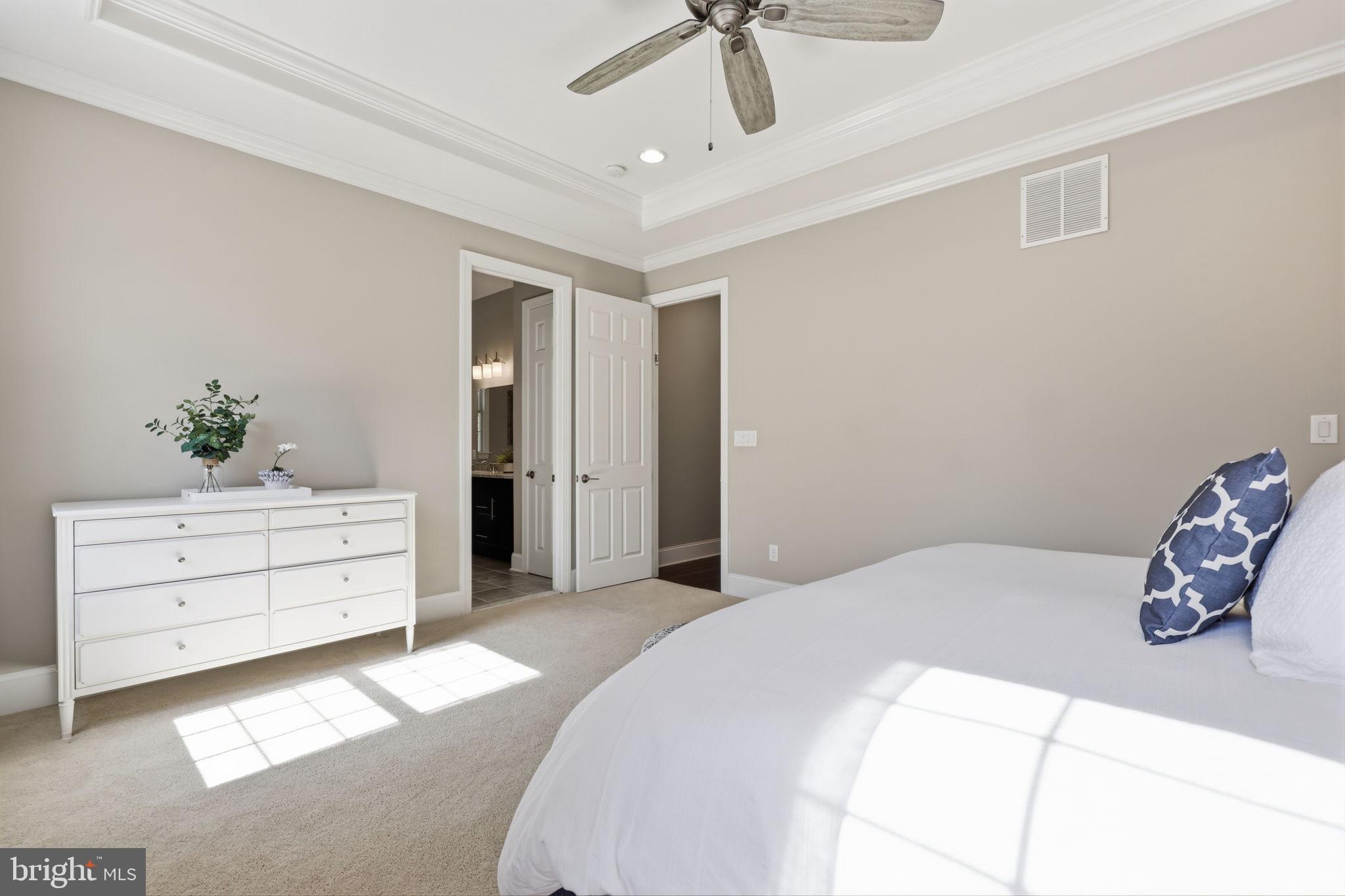 YARDLEY WALK - Residential