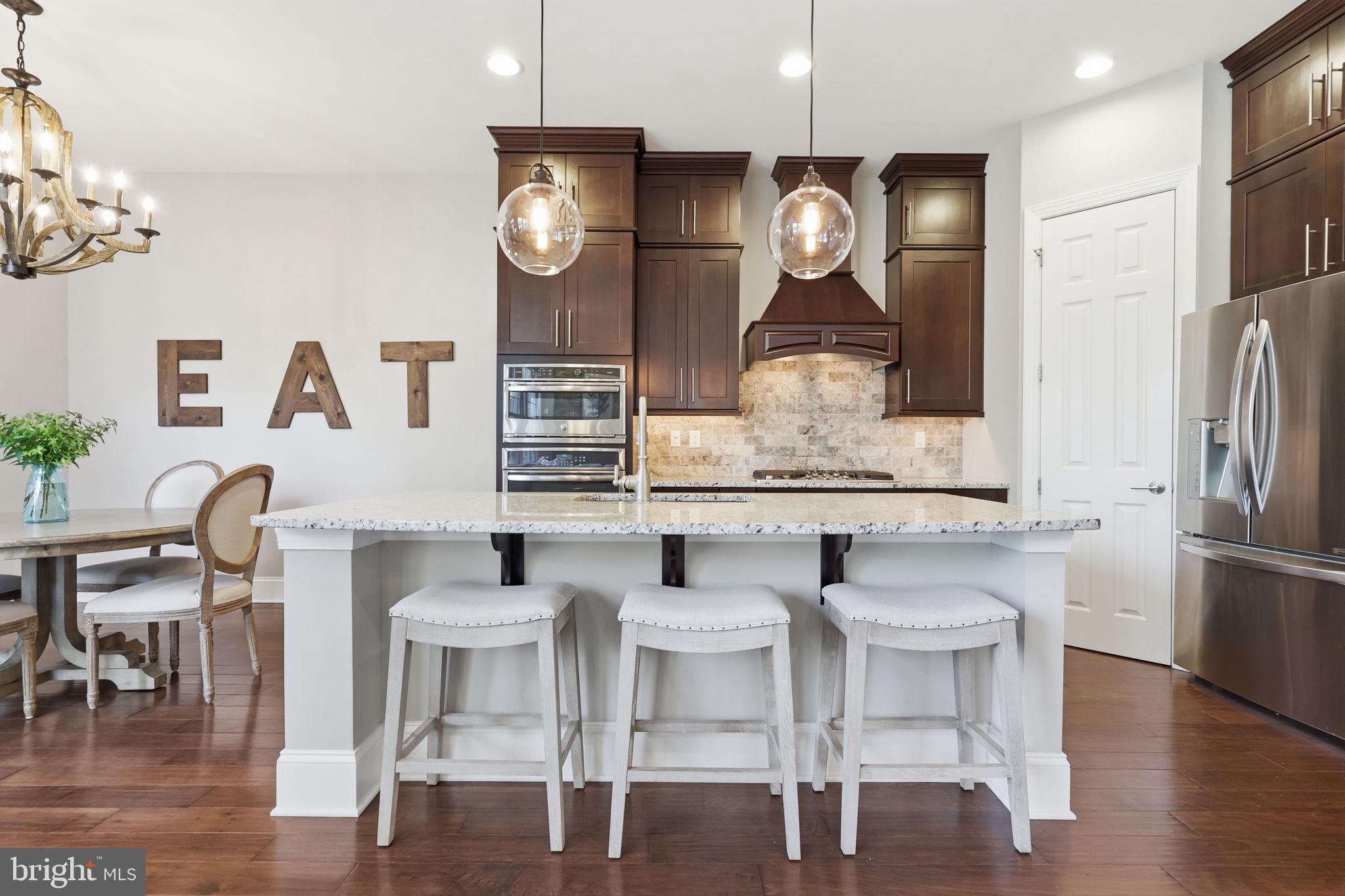 YARDLEY WALK - Residential