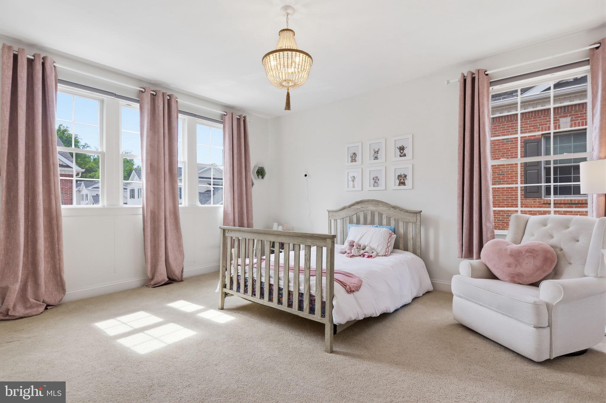 YARDLEY WALK - Residential