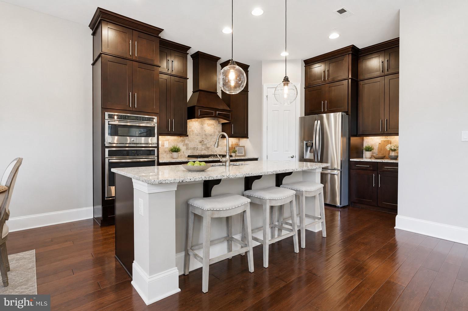 YARDLEY WALK - Residential