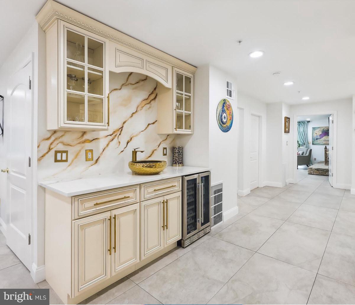 LOCUST GROVE - Residential