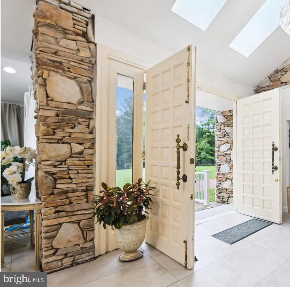 11701 LOCUST DALE COURT