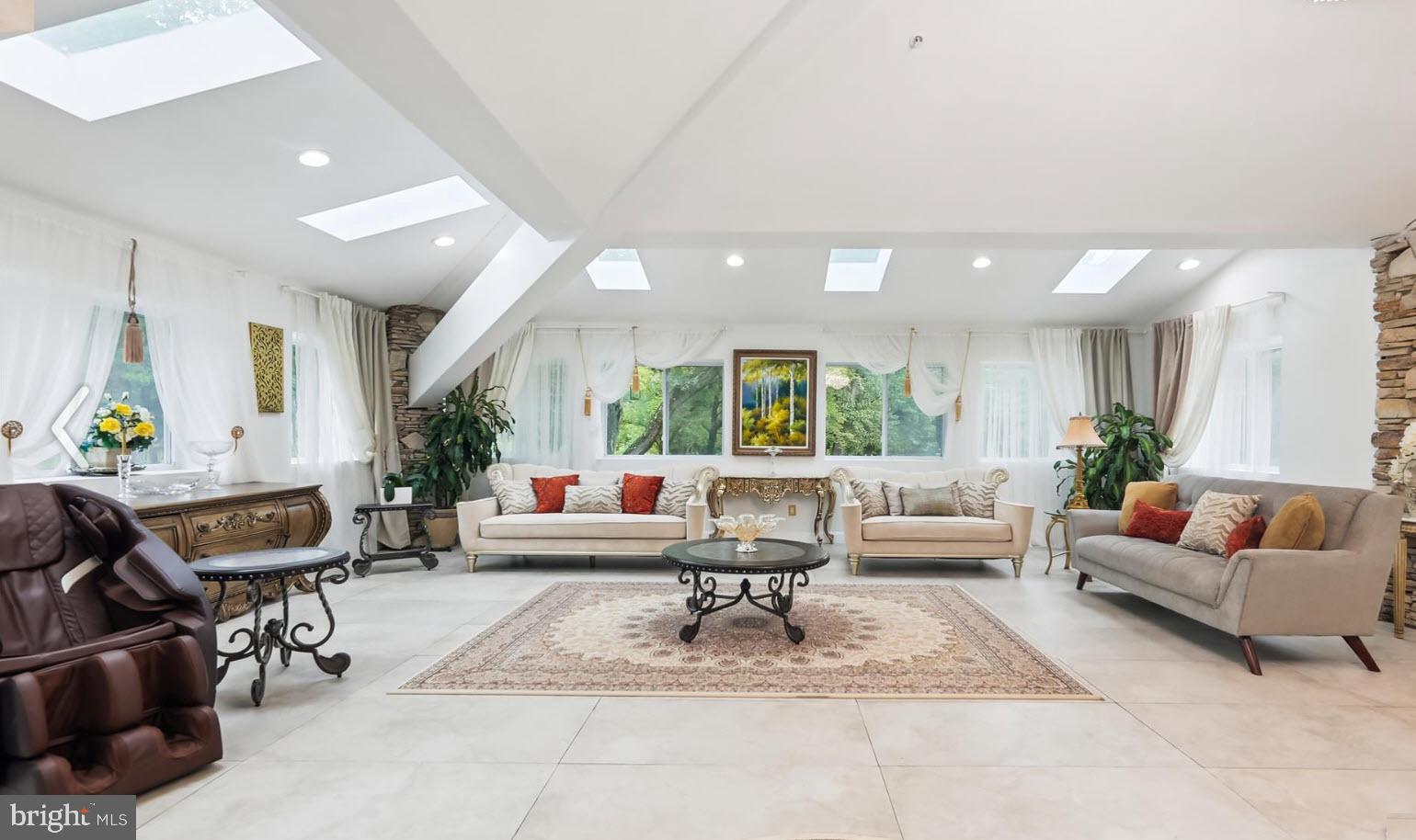 11701 LOCUST DALE COURT