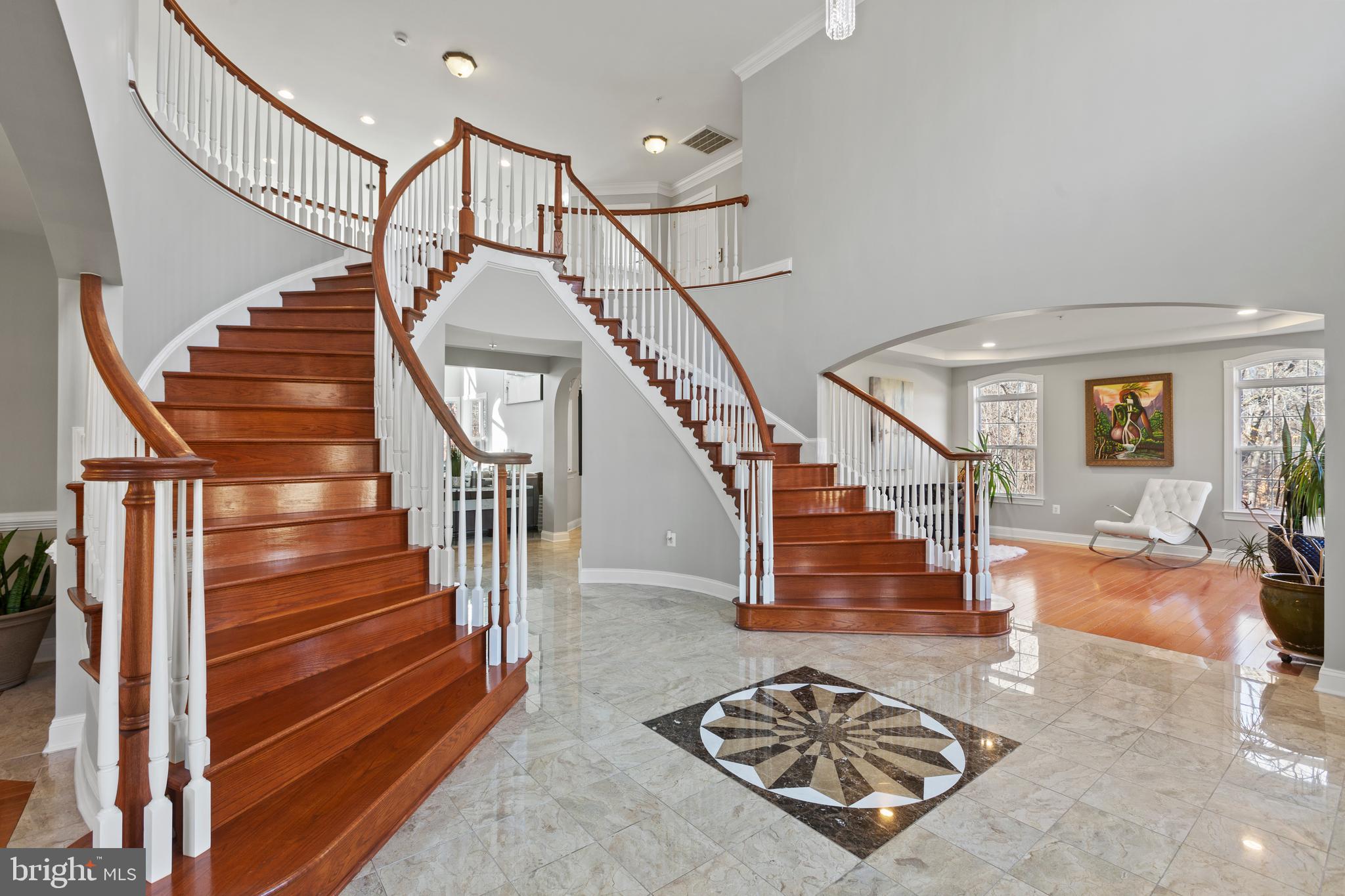 MEADOWGATE - Residential