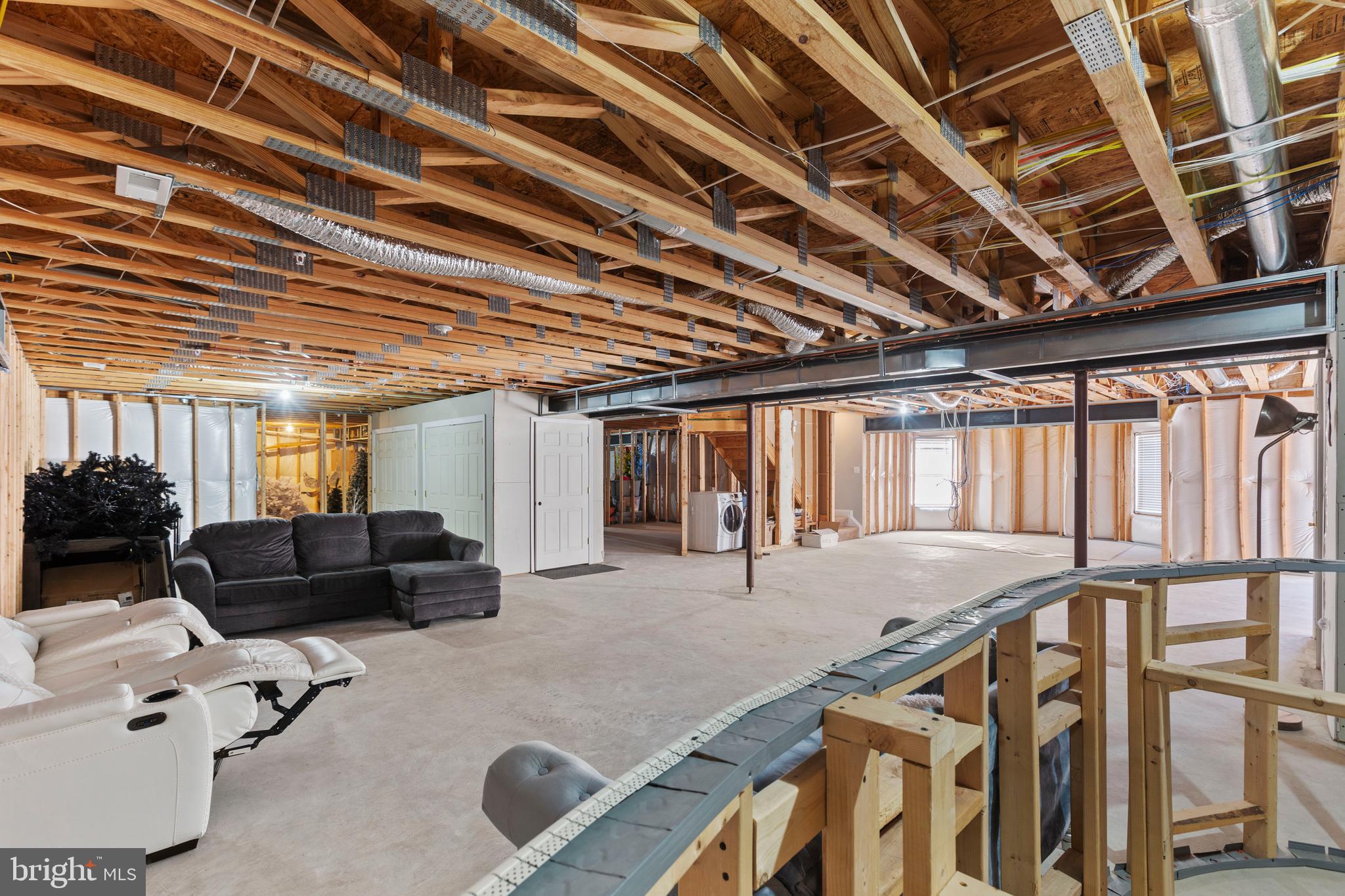 MEADOWGATE - Residential