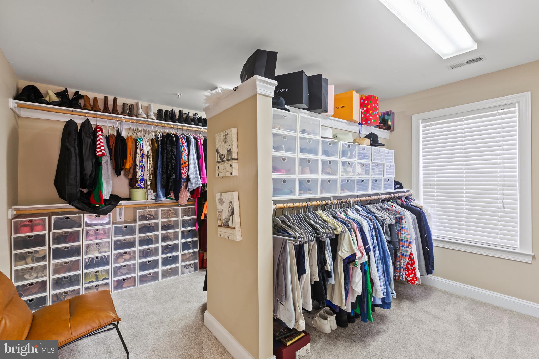 MEADOWGATE - Residential