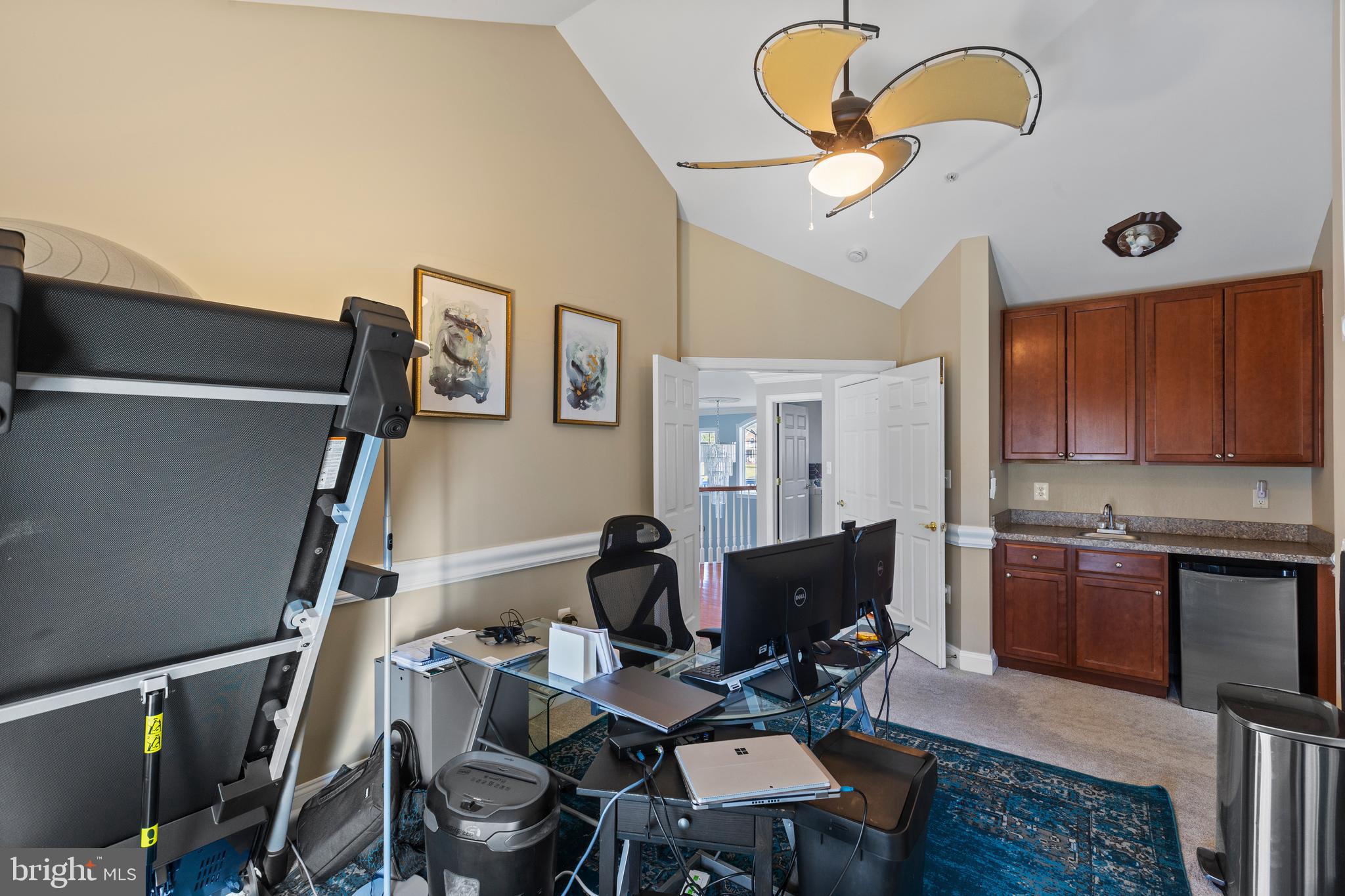 MEADOWGATE - Residential