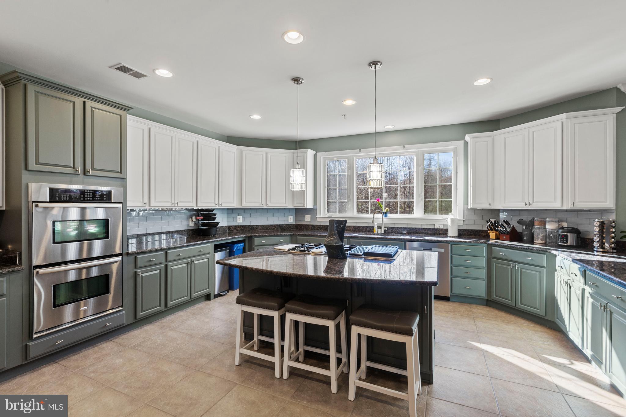 MEADOWGATE - Residential