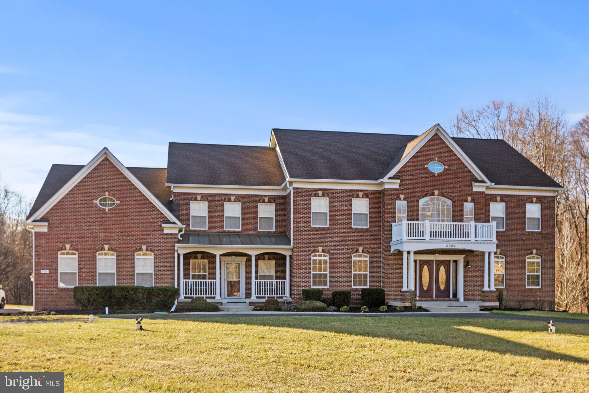 MEADOWGATE - Residential