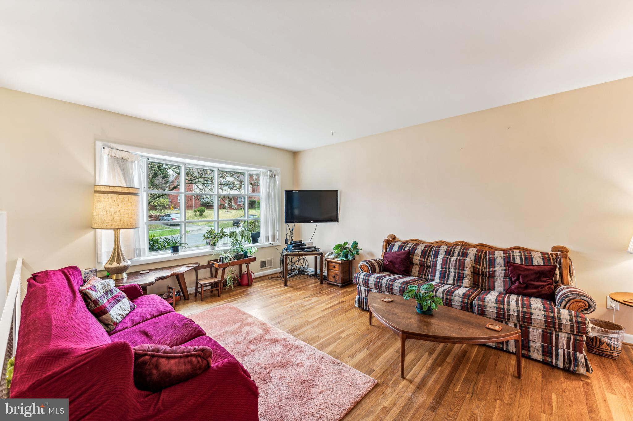 FOREST KNOLLS - Residential