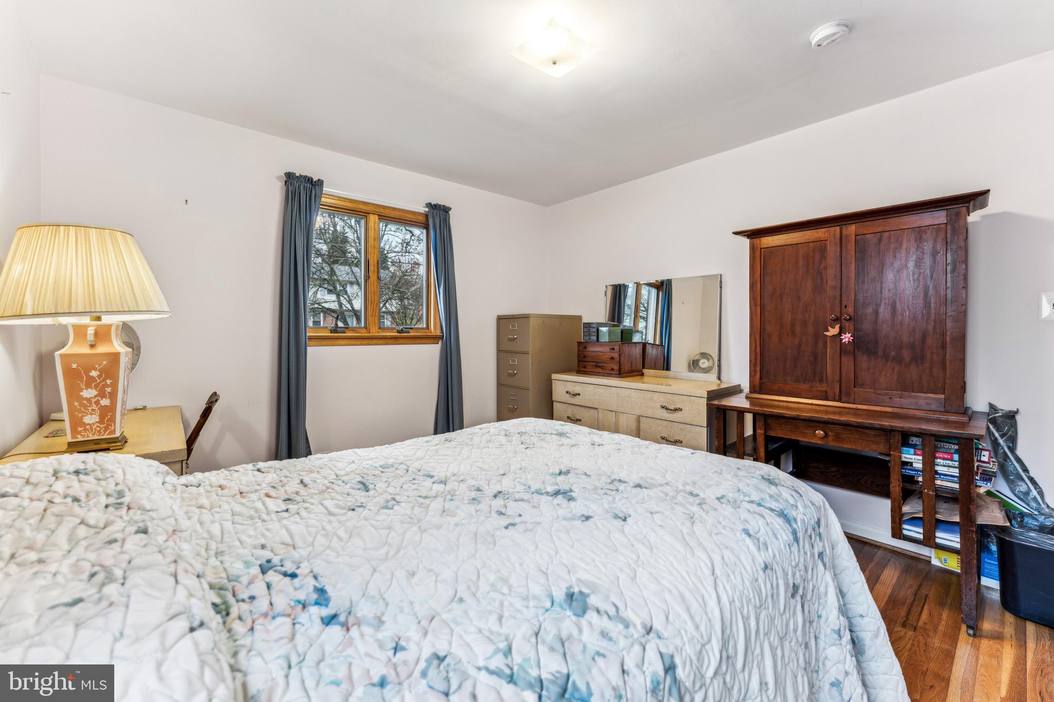 FOREST KNOLLS - Residential