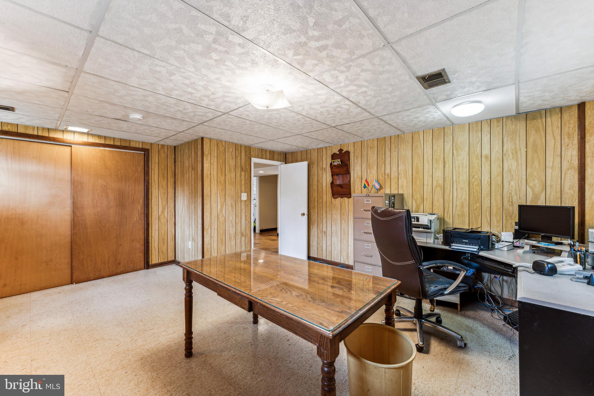 FOREST KNOLLS - Residential