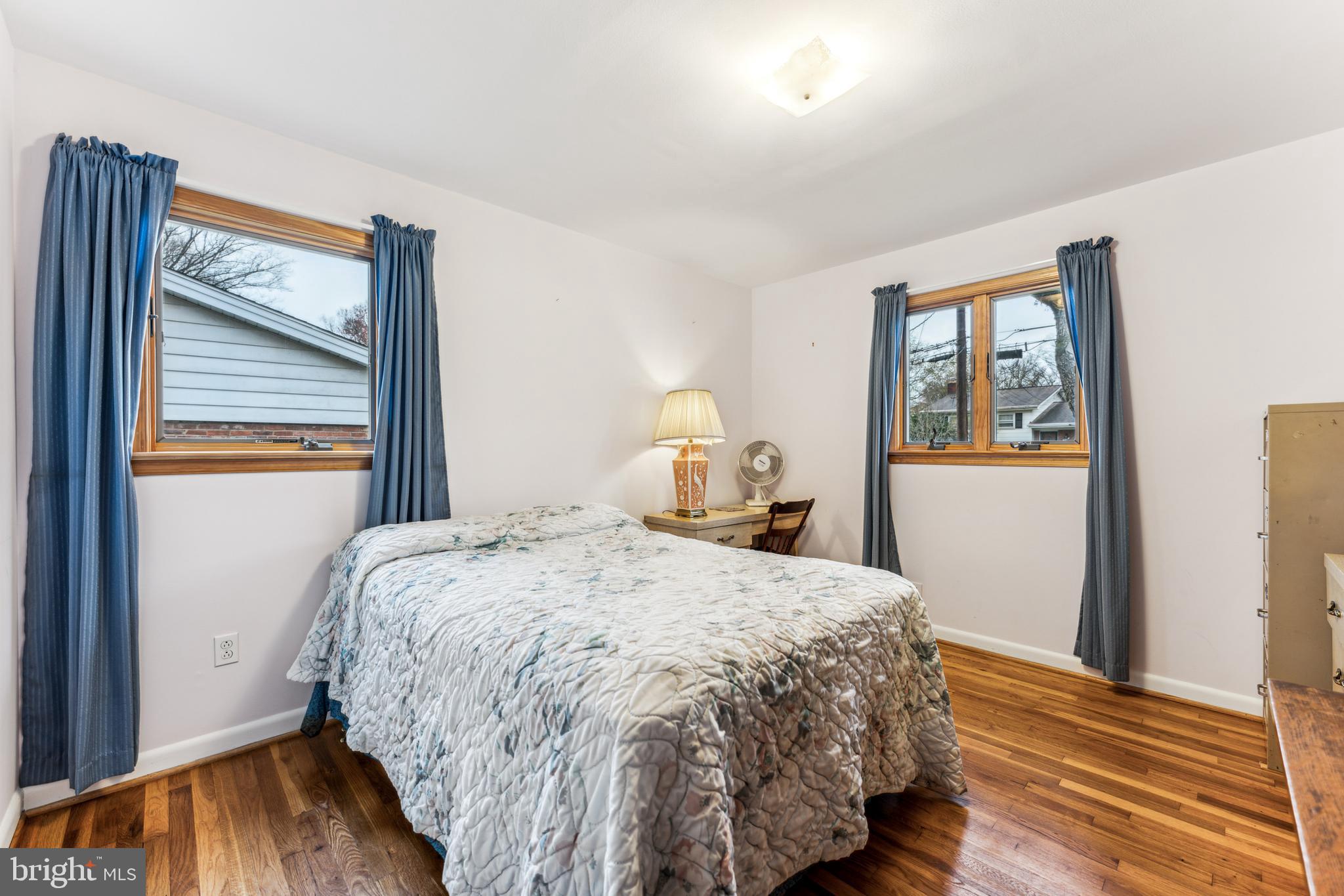 FOREST KNOLLS - Residential