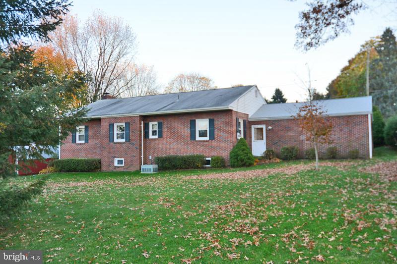 WEST WILLOW - Residential