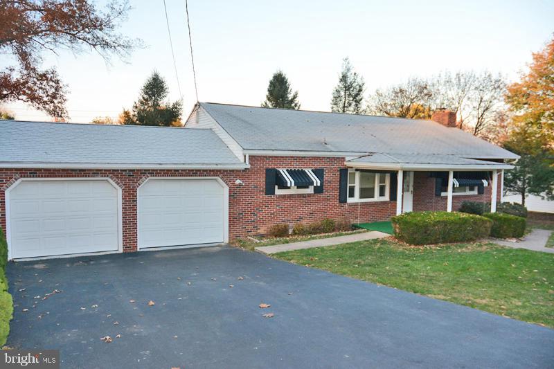 WEST WILLOW - Residential