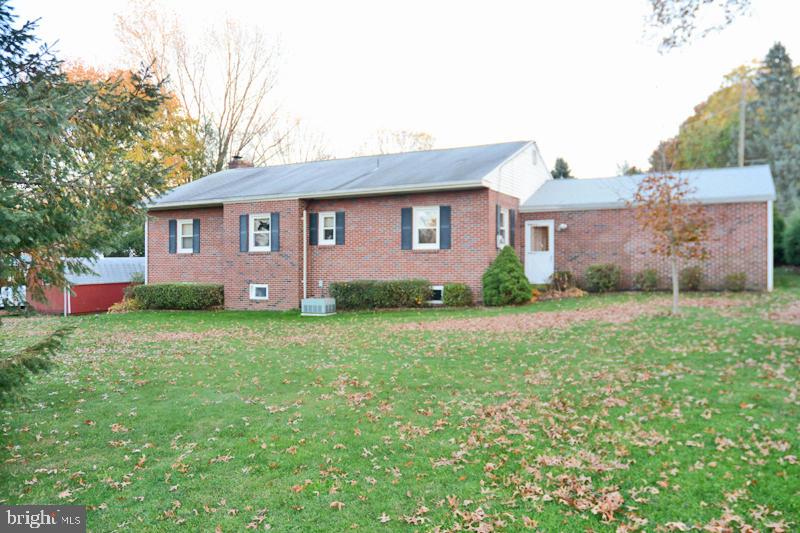 WEST WILLOW - Residential
