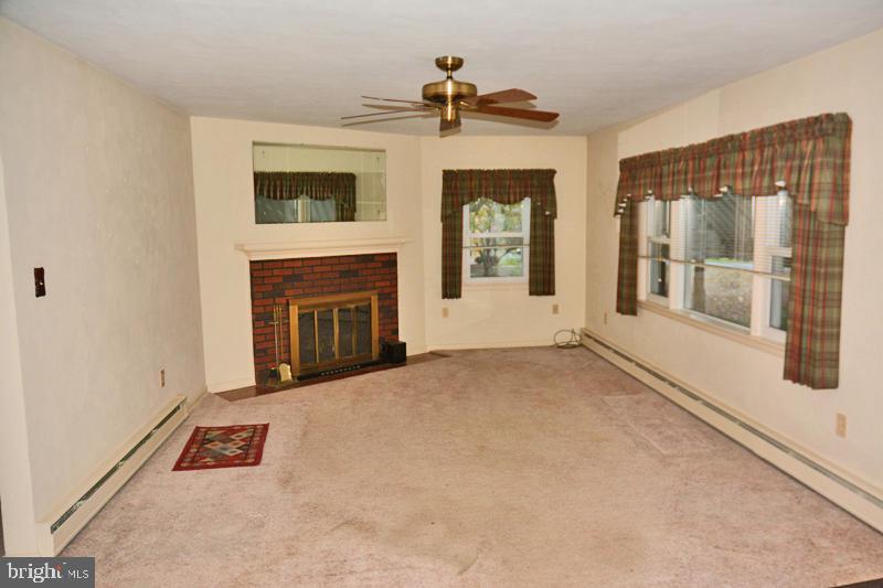 WEST WILLOW - Residential