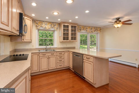 Photo of 9150 Cedar Street, LA PLATA, MD 20646 (MLS # MDCH2055550)