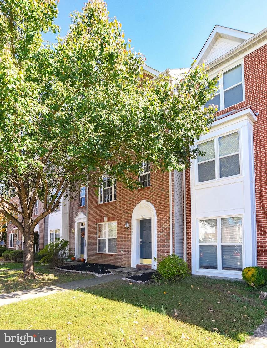 CHARLES CROSSING - Residential