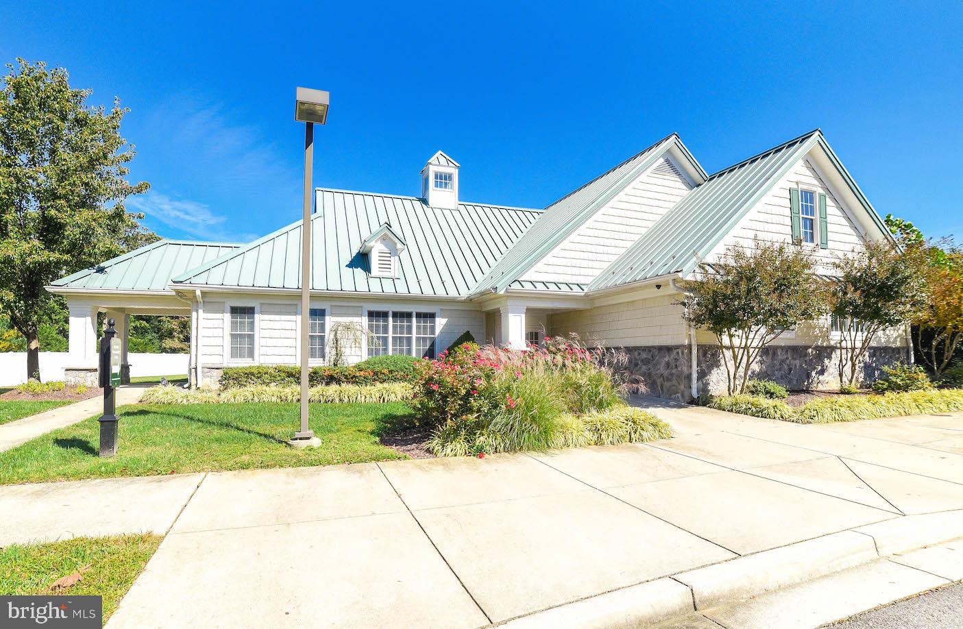 CHARLES CROSSING - Residential