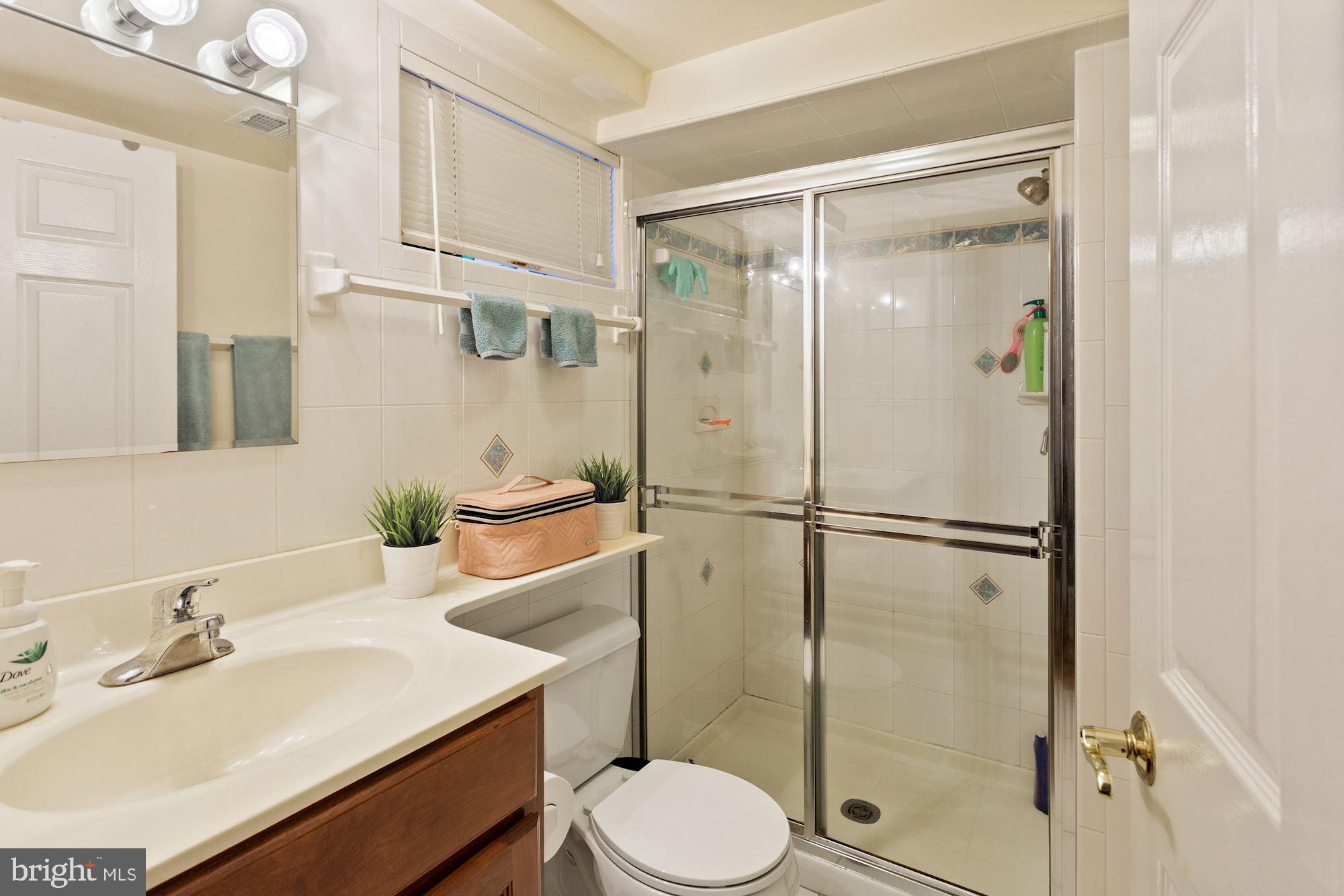 DONALDSON RUN - Residential Lease