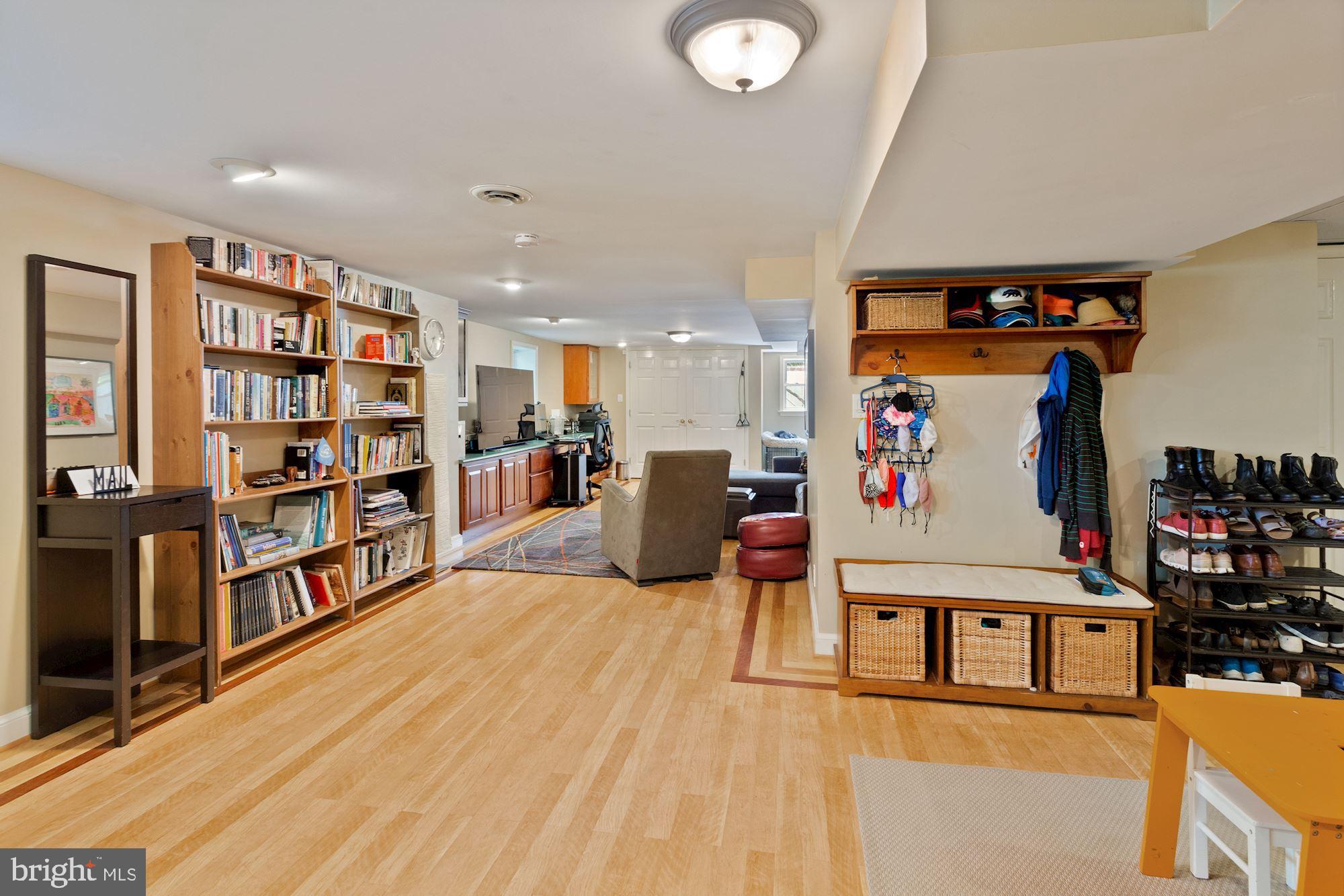 DONALDSON RUN - Residential Lease