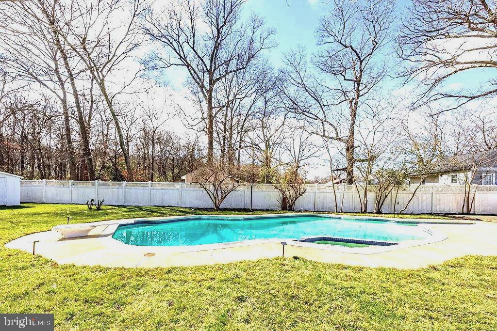 CLINTON ESTATES - Residential