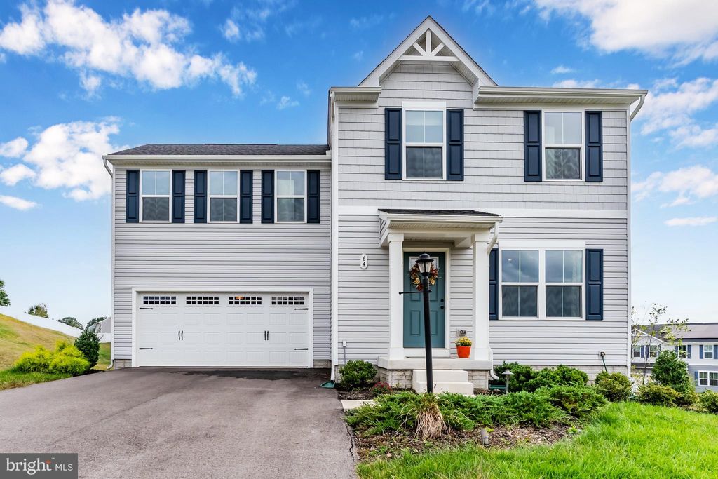 Photo of 64 Fluorite Drive, CHAMBERSBURG, PA 17202 (MLS # PAFL2029624)