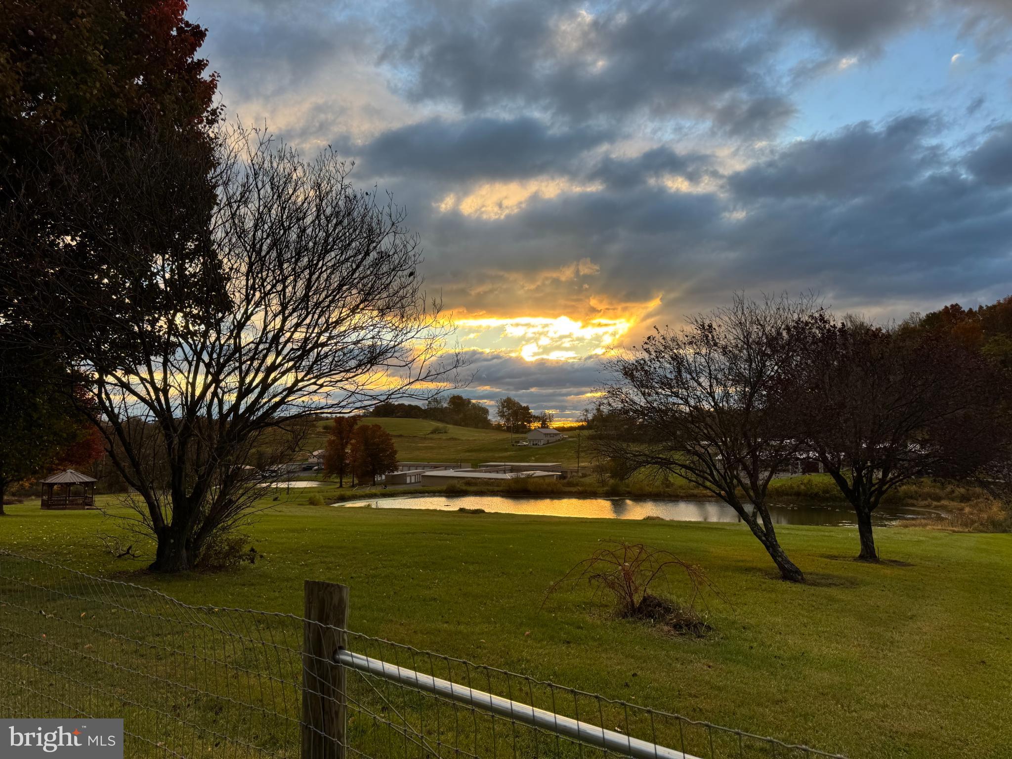 LIBERTY TOWNSHIP - Residential Lease