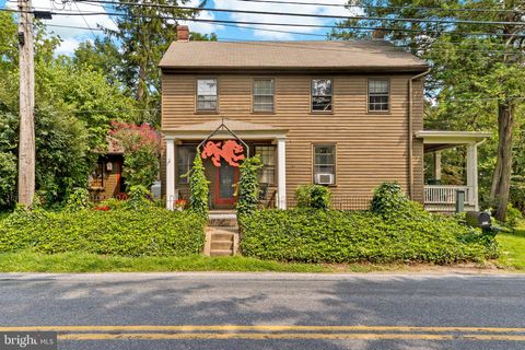 327 E STREET ROAD KENNETT SQUARE PA 19348