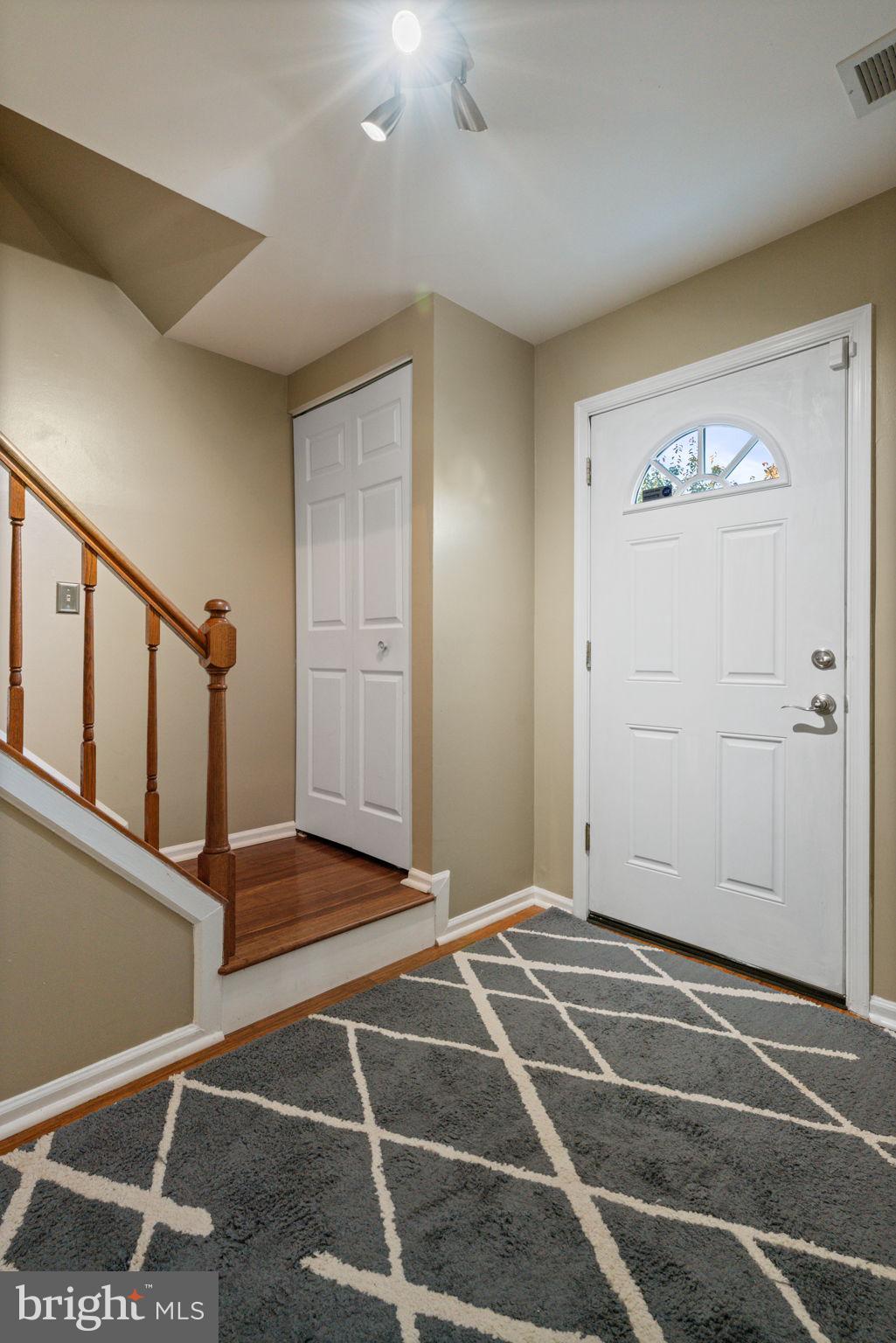 14855 LYNHODGE COURT