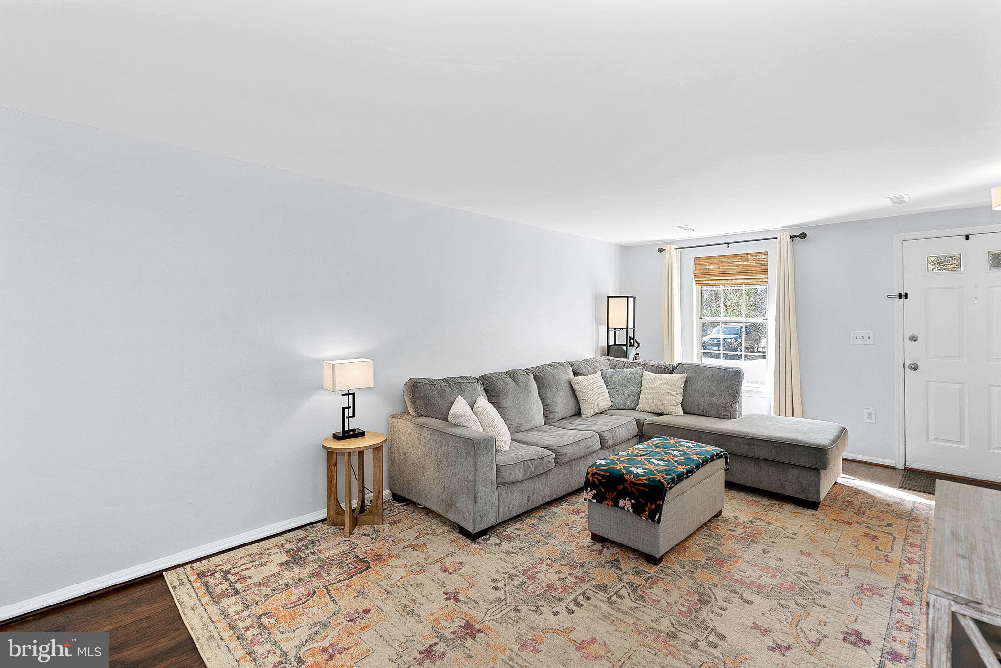 COUNTRYSIDE - Residential