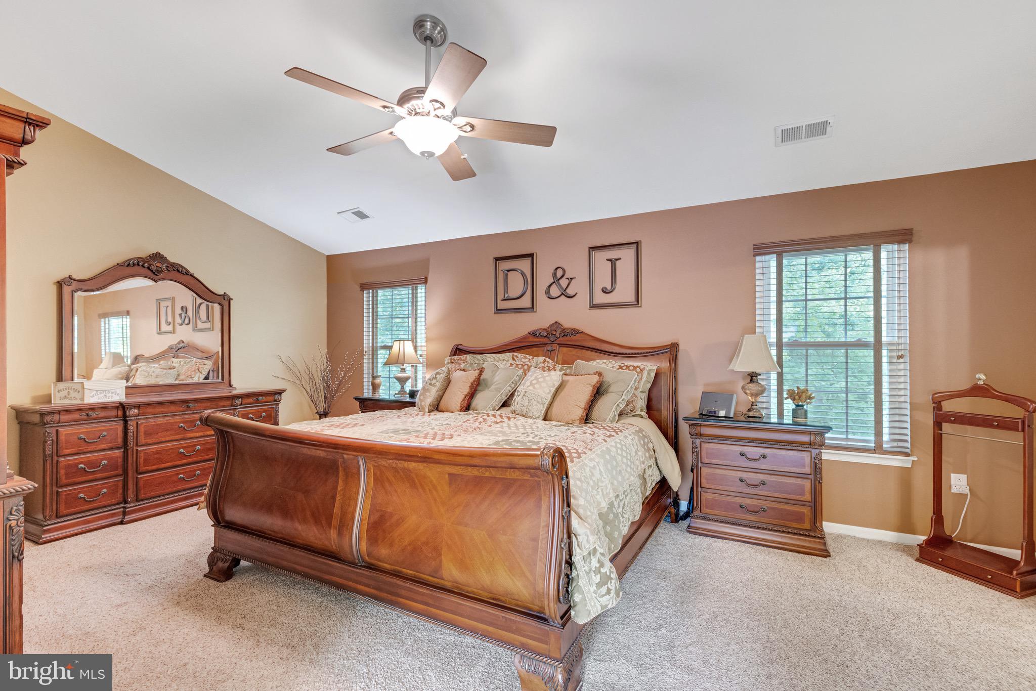 DISNEY ESTATES - Residential