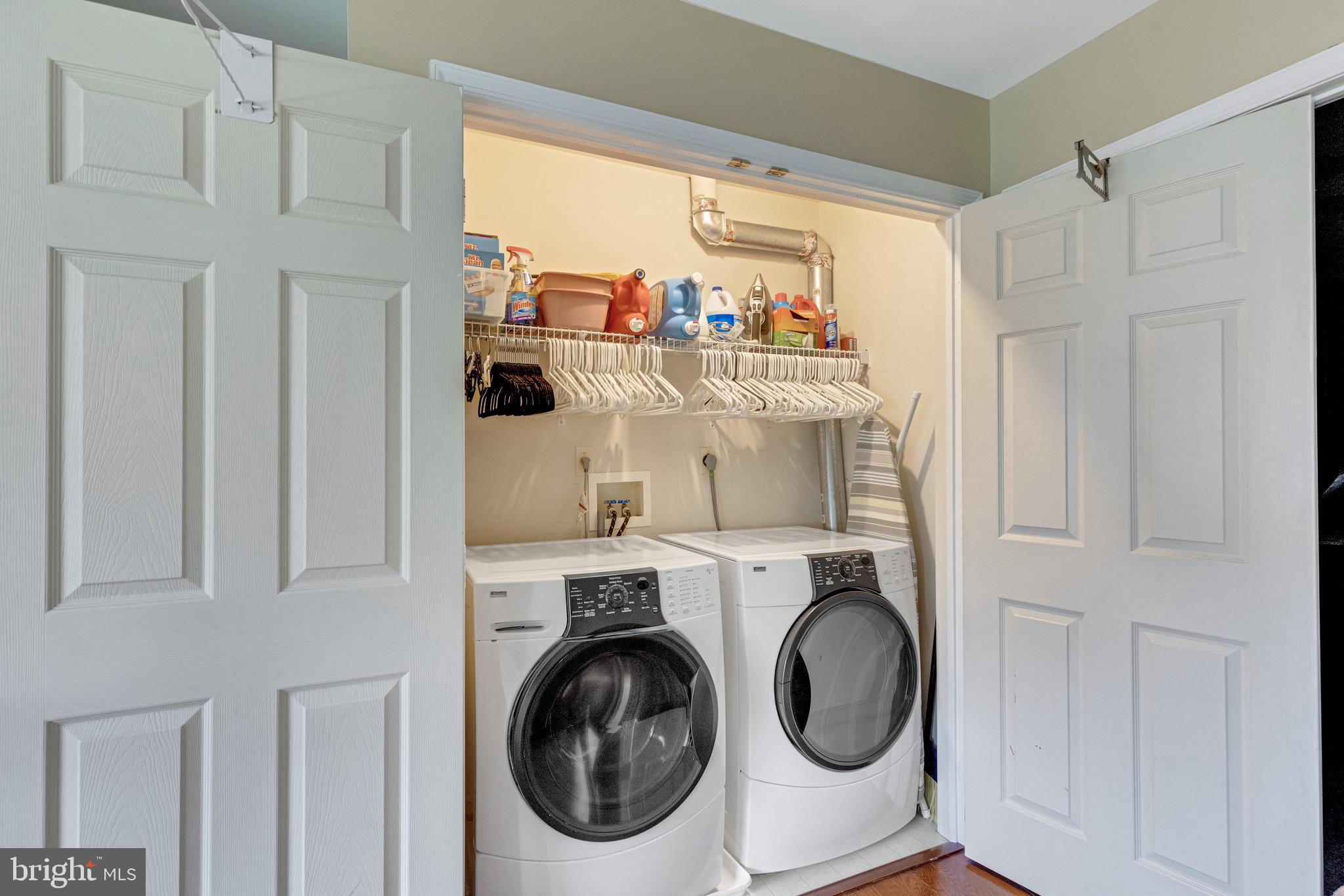 DISNEY ESTATES - Residential