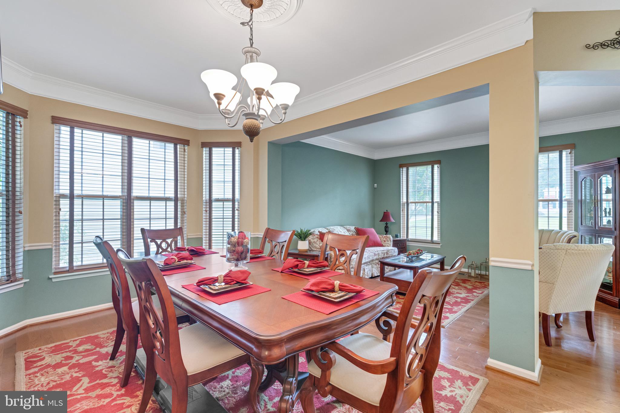 DISNEY ESTATES - Residential