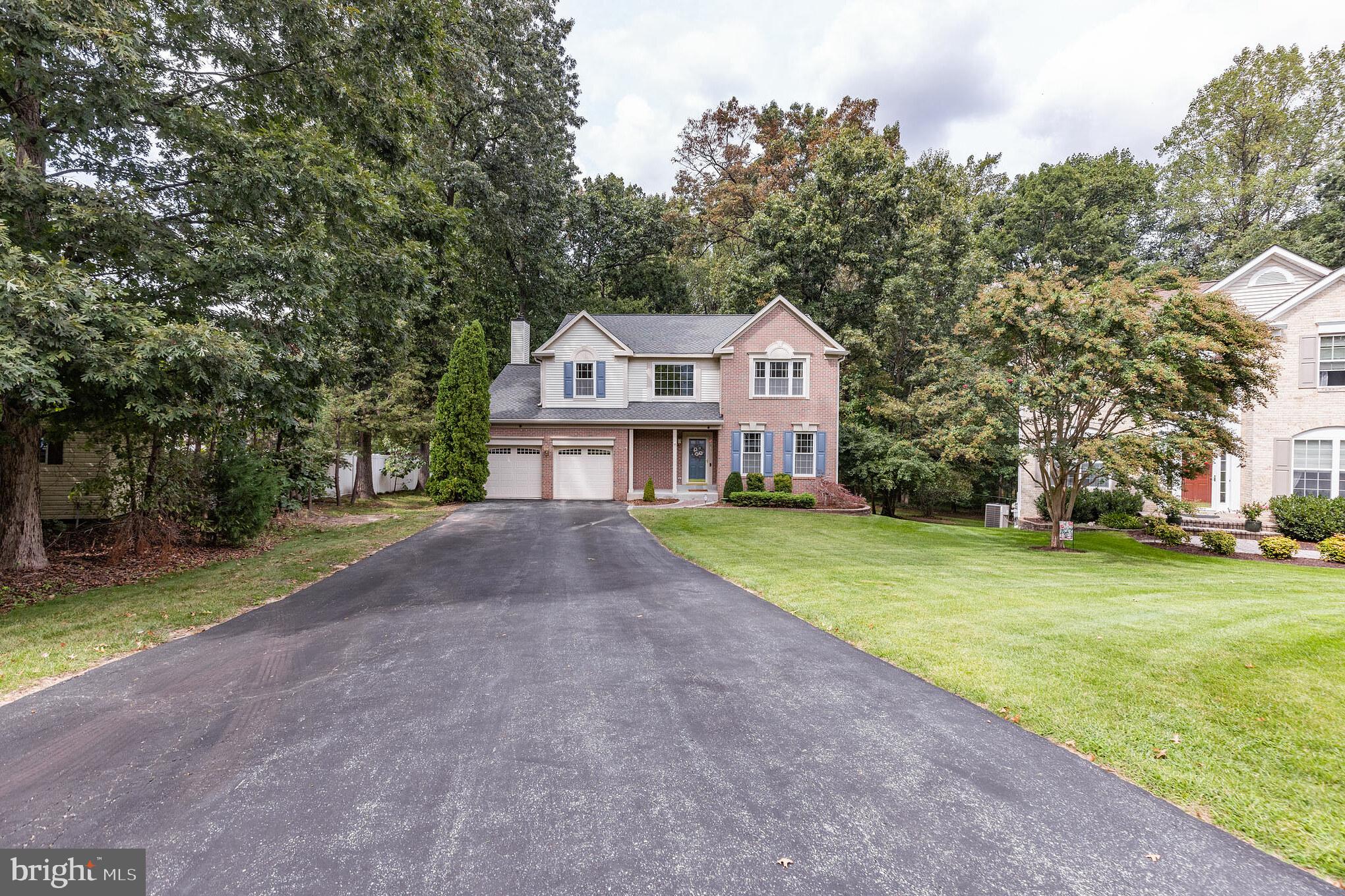 DISNEY ESTATES - Residential