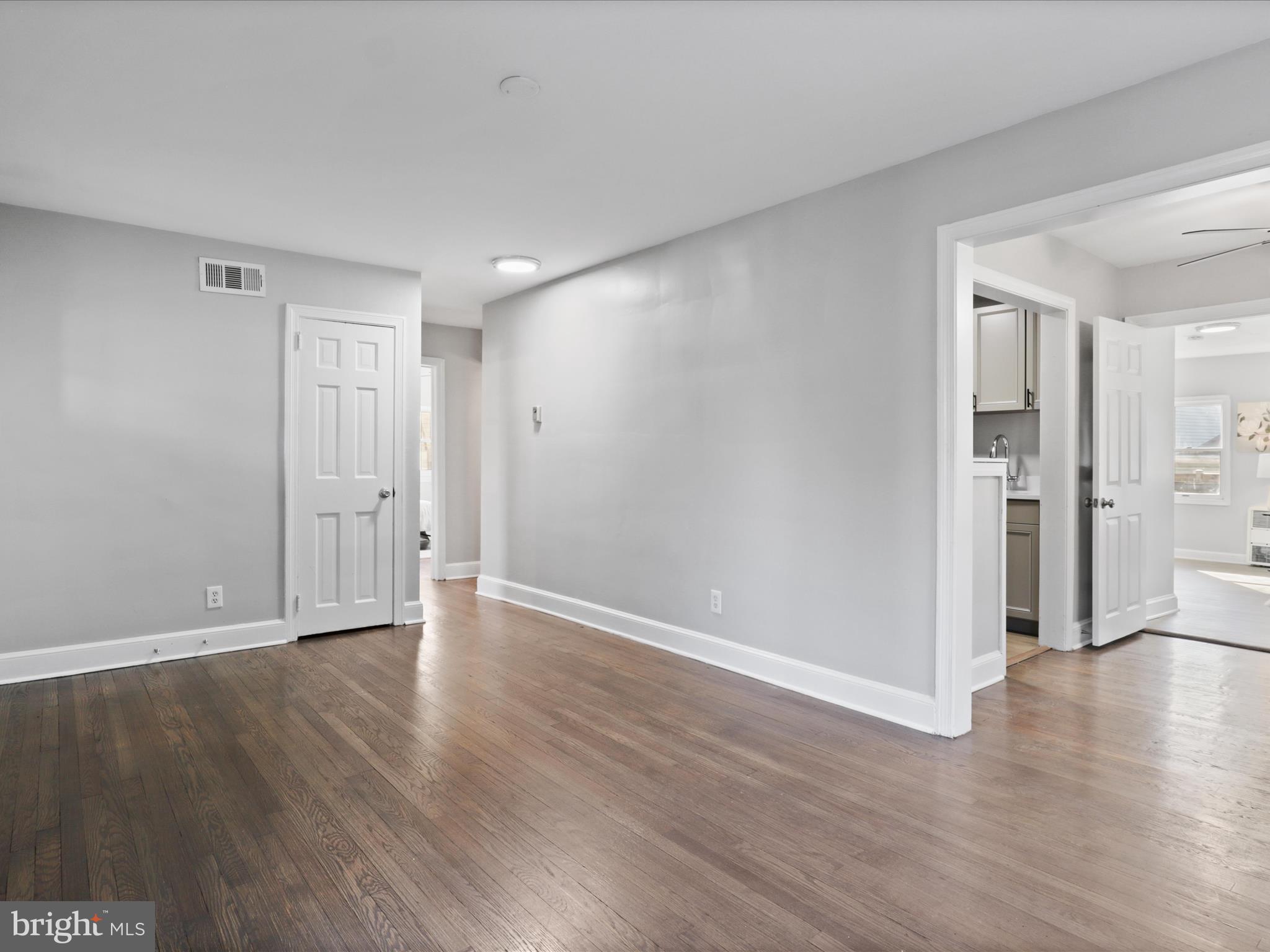 HOLMES - Residential Lease