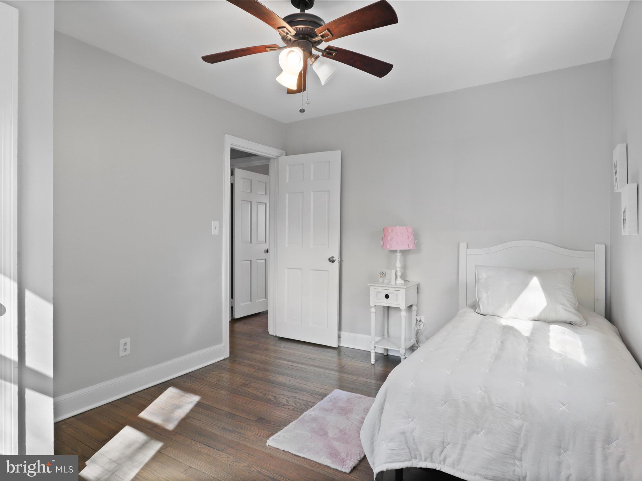 HOLMES - Residential Lease