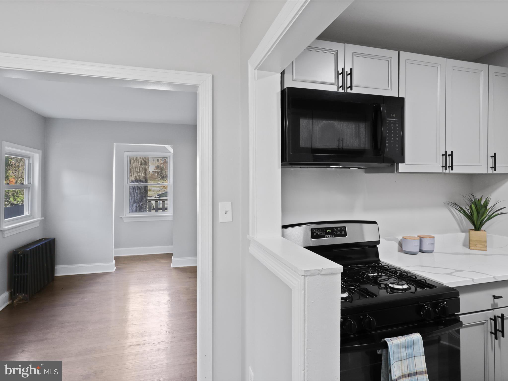 HOLMES - Residential Lease