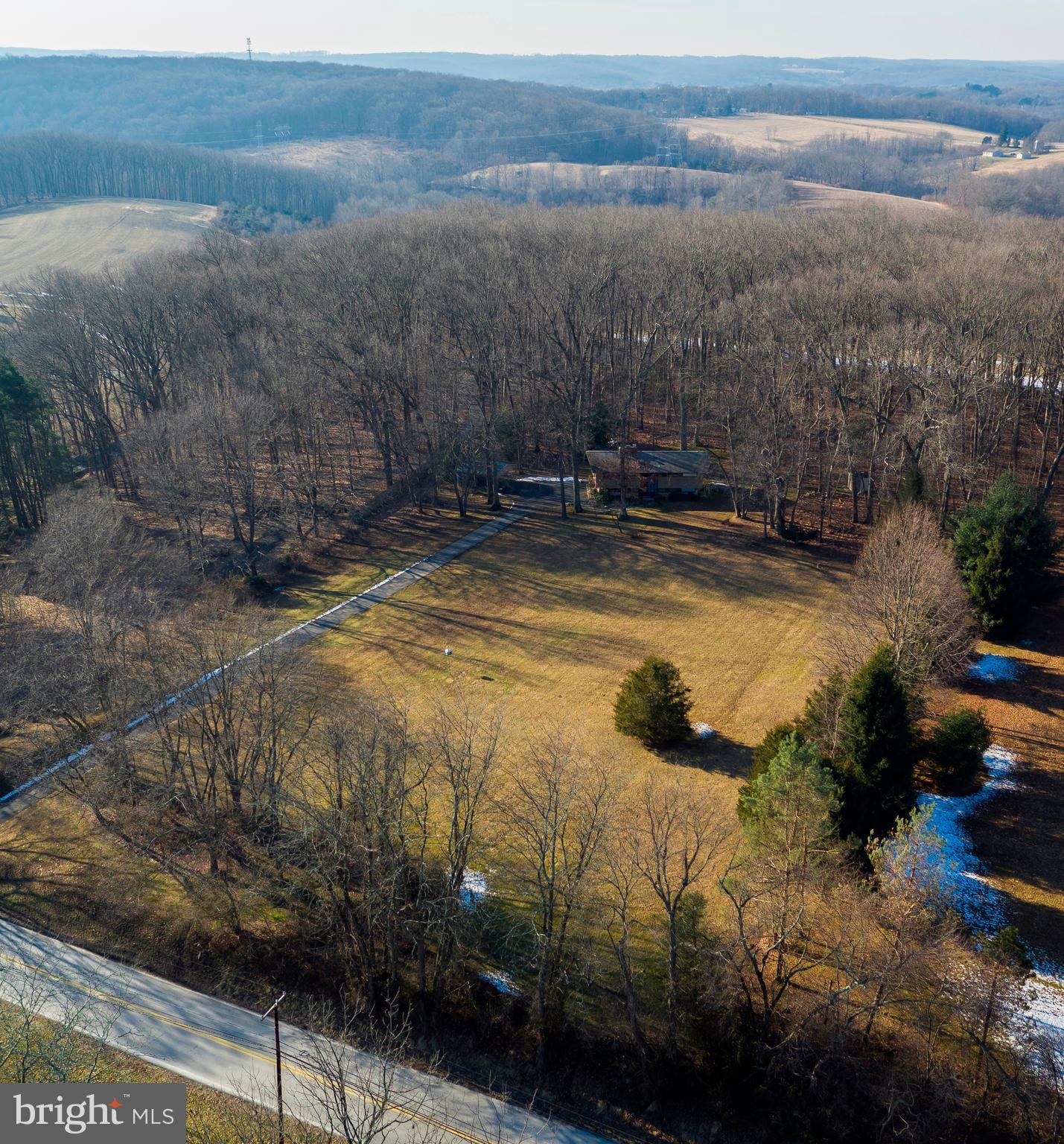 WHITE HALL - Residential