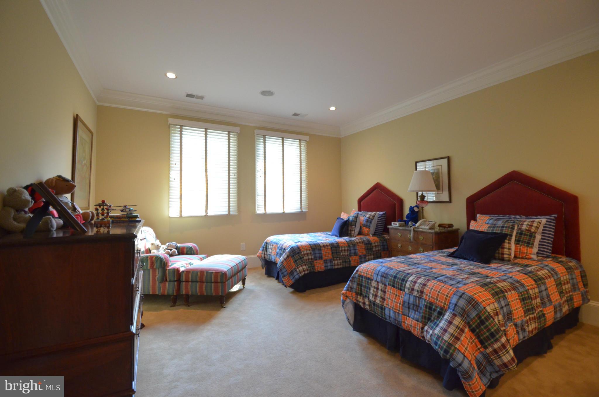 GREENSPRING VALLEY - Residential