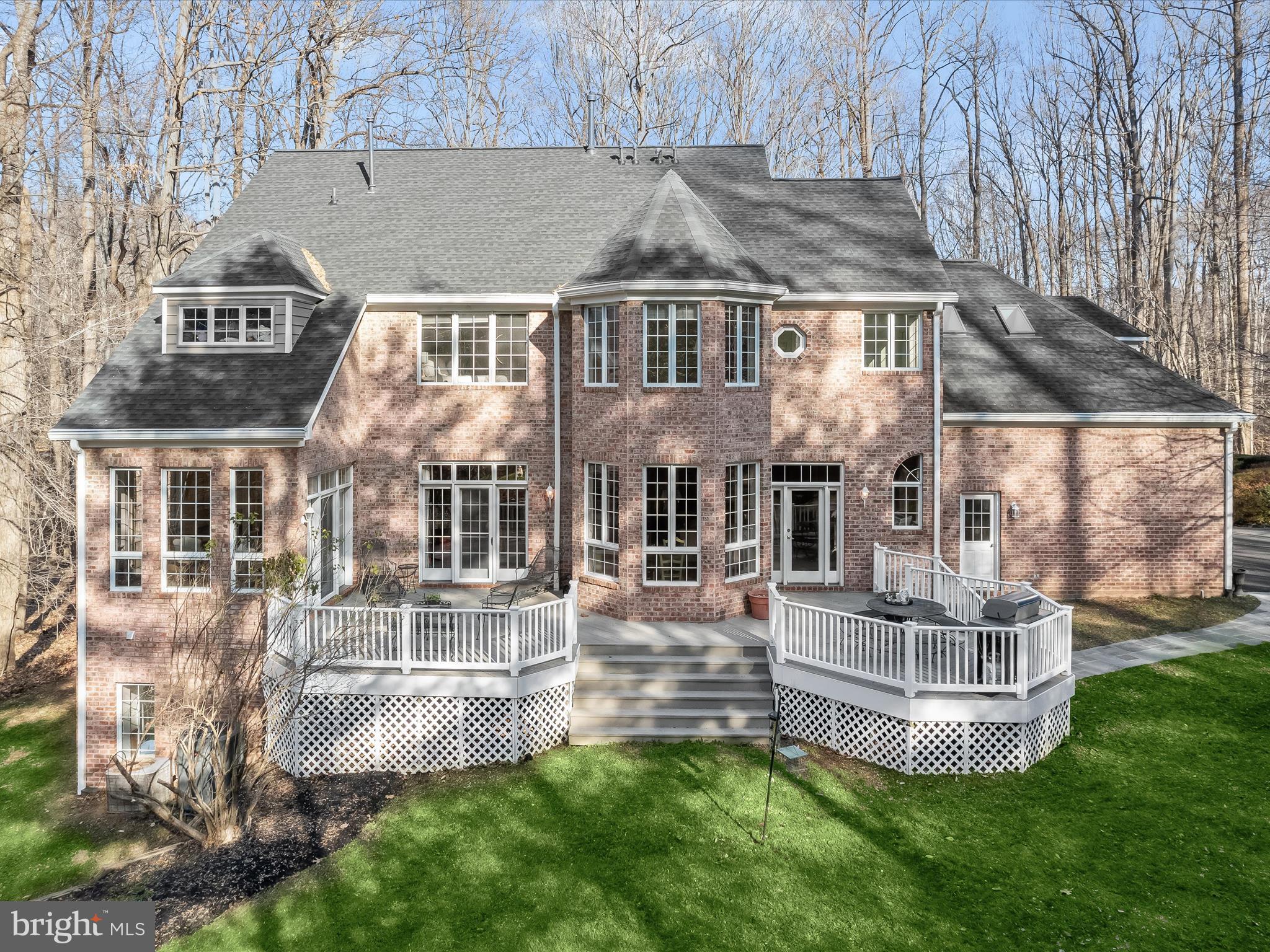 CHAPEL WOODS - Residential