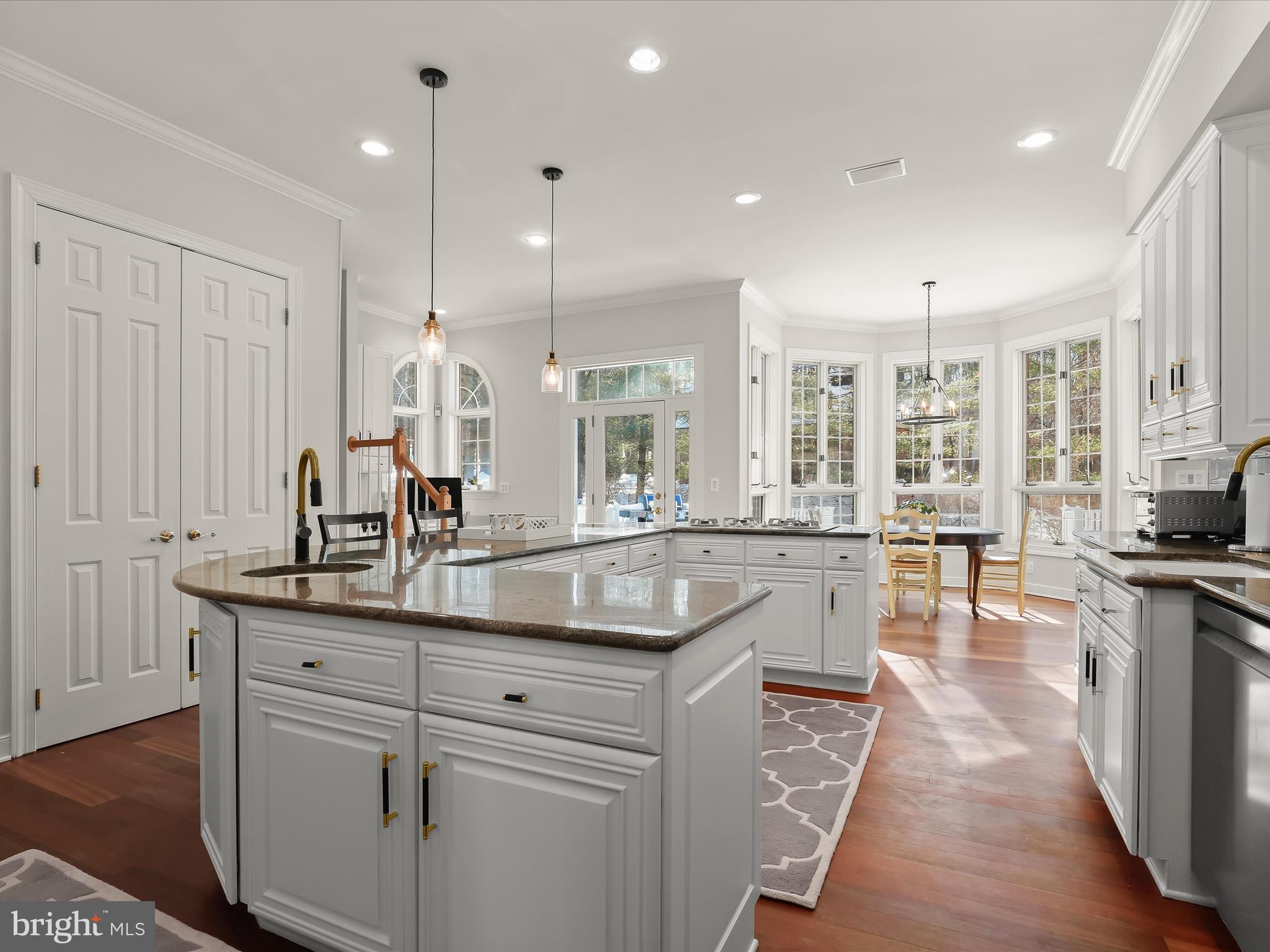 CHAPEL WOODS - Residential