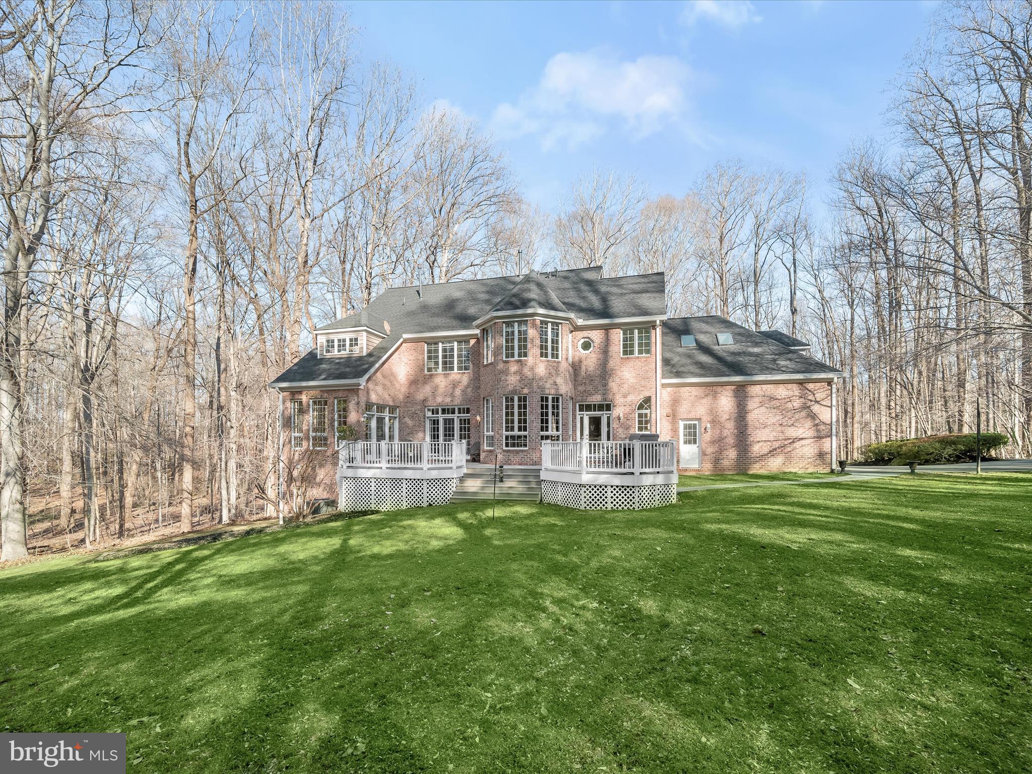 CHAPEL WOODS - Residential