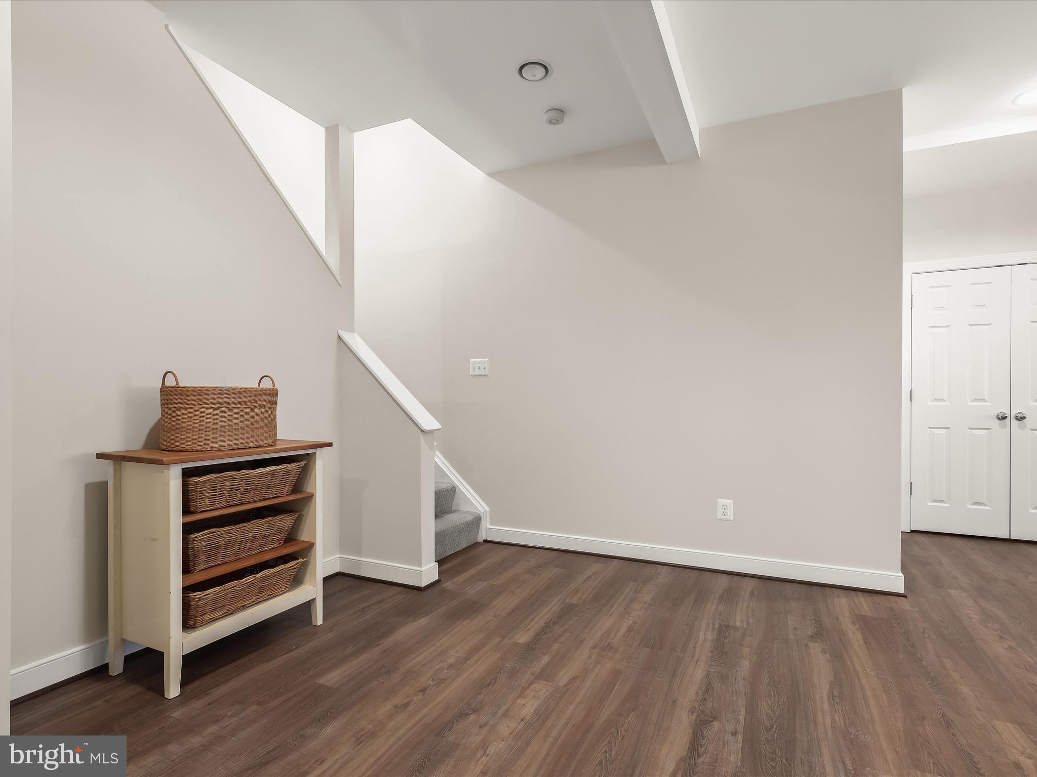 CHAPEL WOODS - Residential