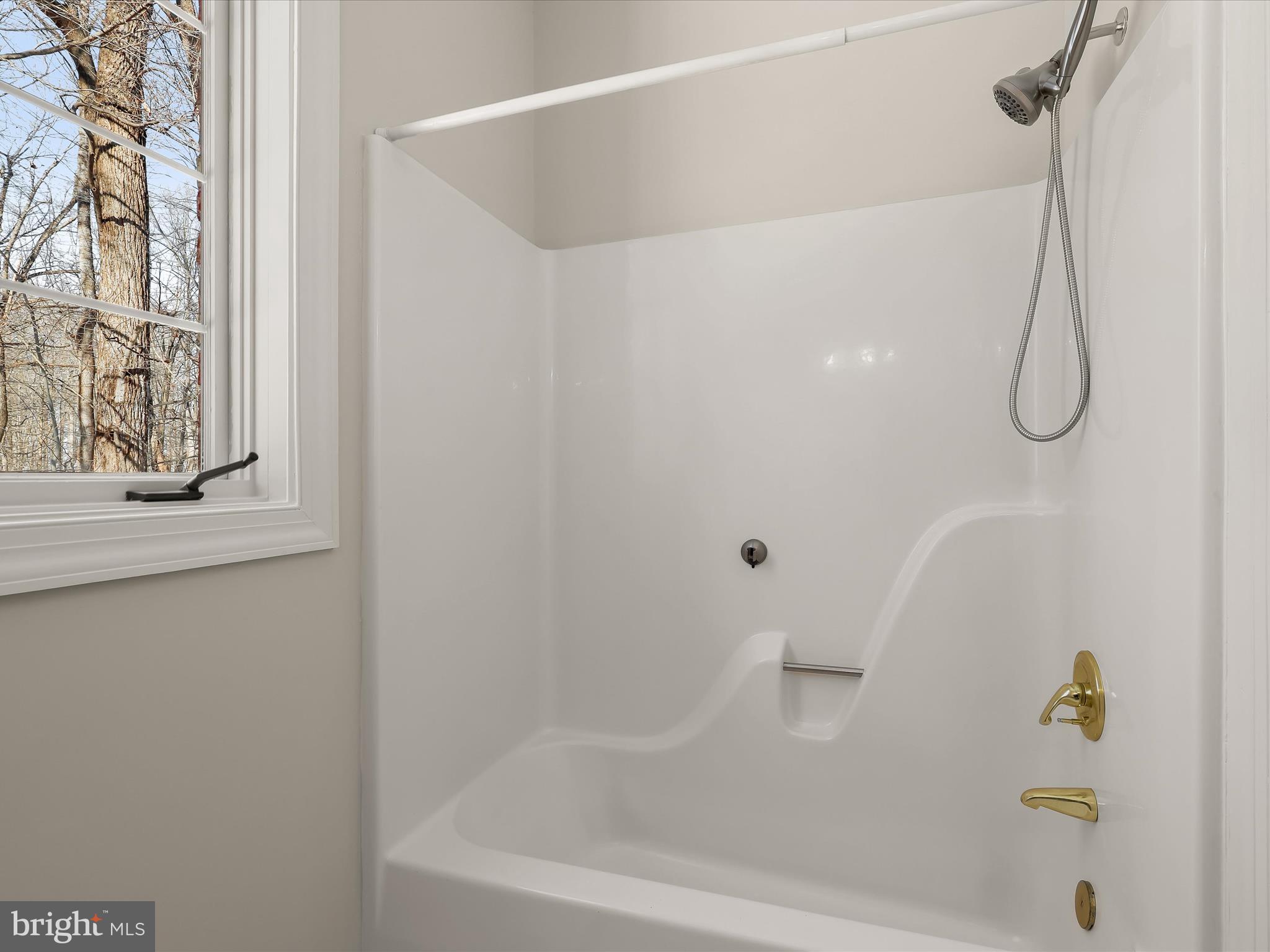 CHAPEL WOODS - Residential