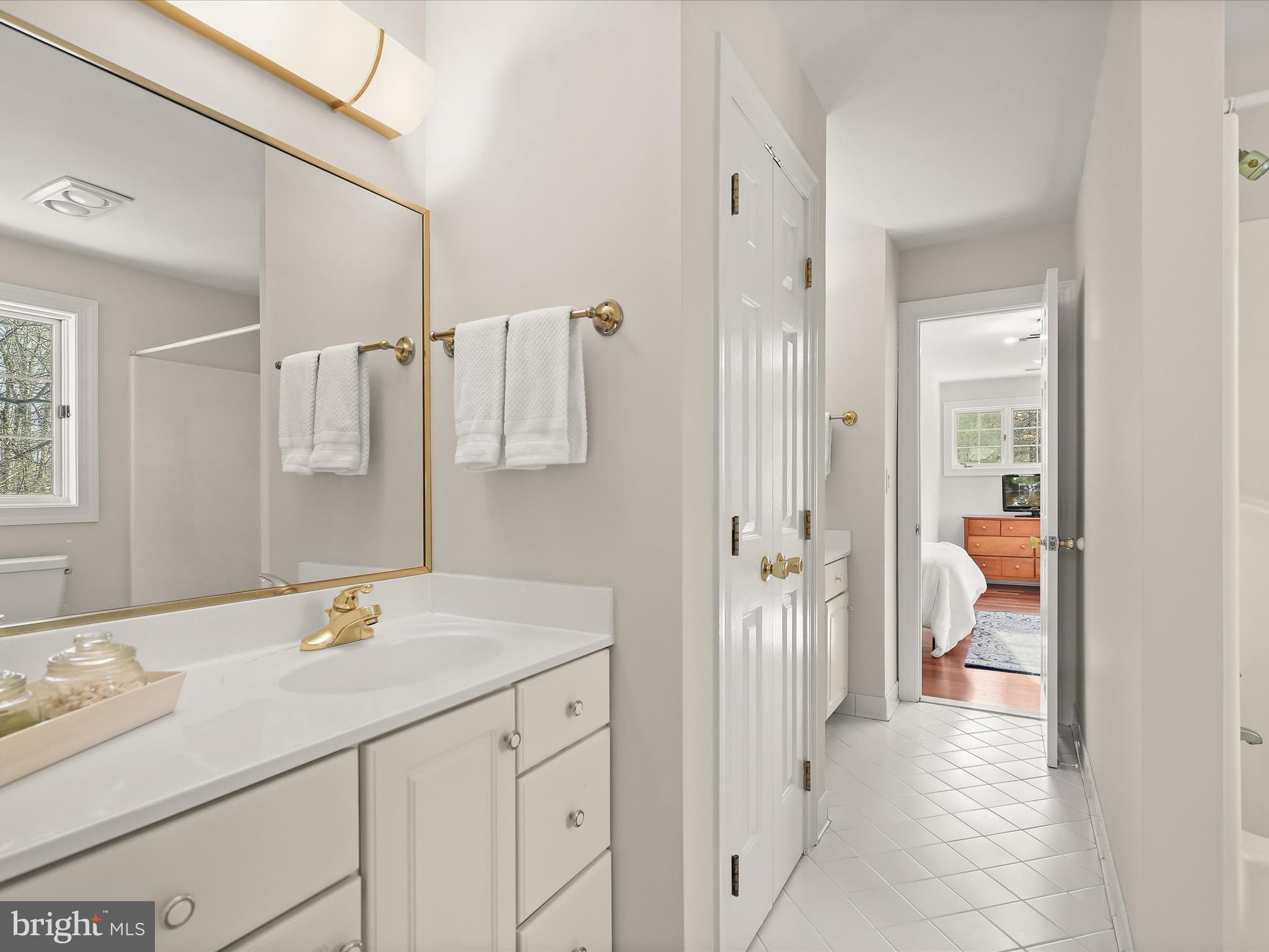 CHAPEL WOODS - Residential