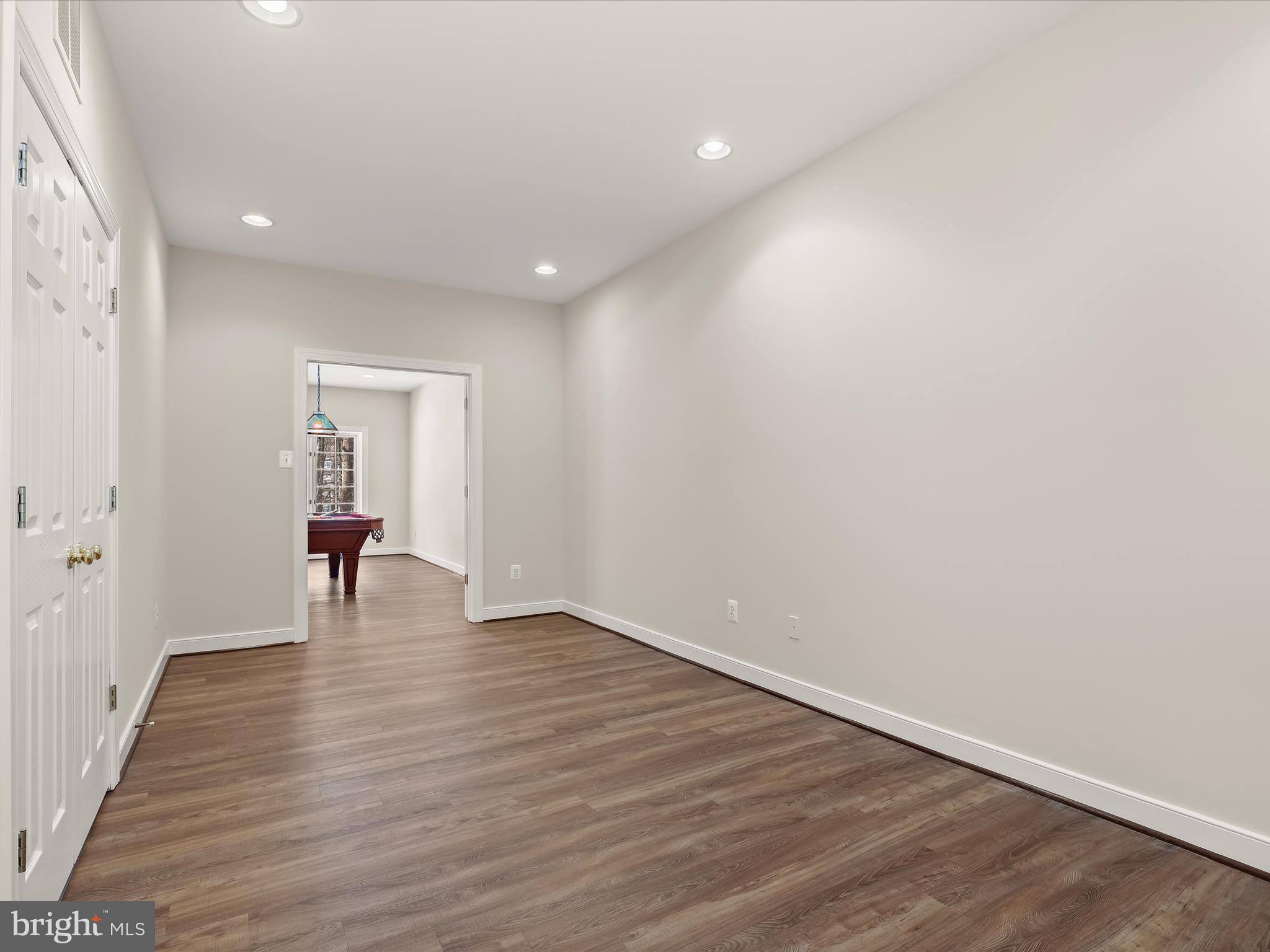 CHAPEL WOODS - Residential